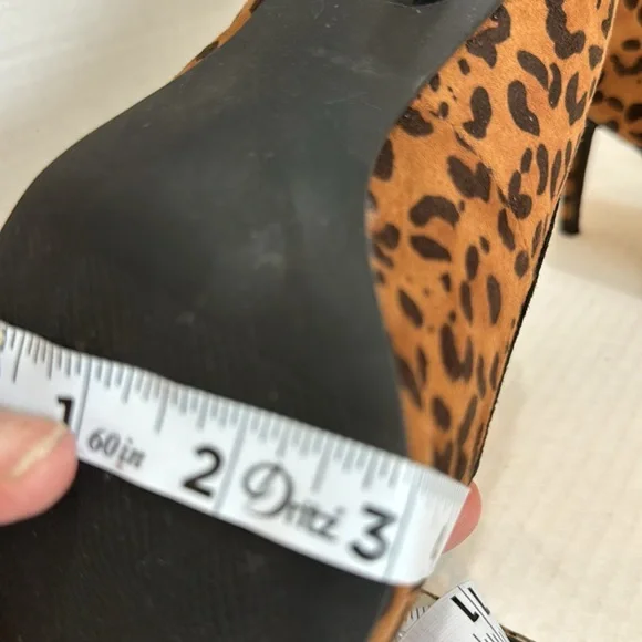 Liz Claiborne woman’s pointed toe slip on pumps 3” heel bow with tassel 6.5w - Picture 12 of 13